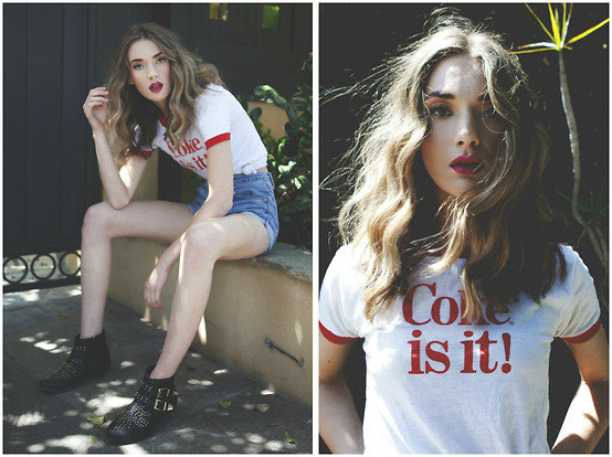 Vintage tee with shorts